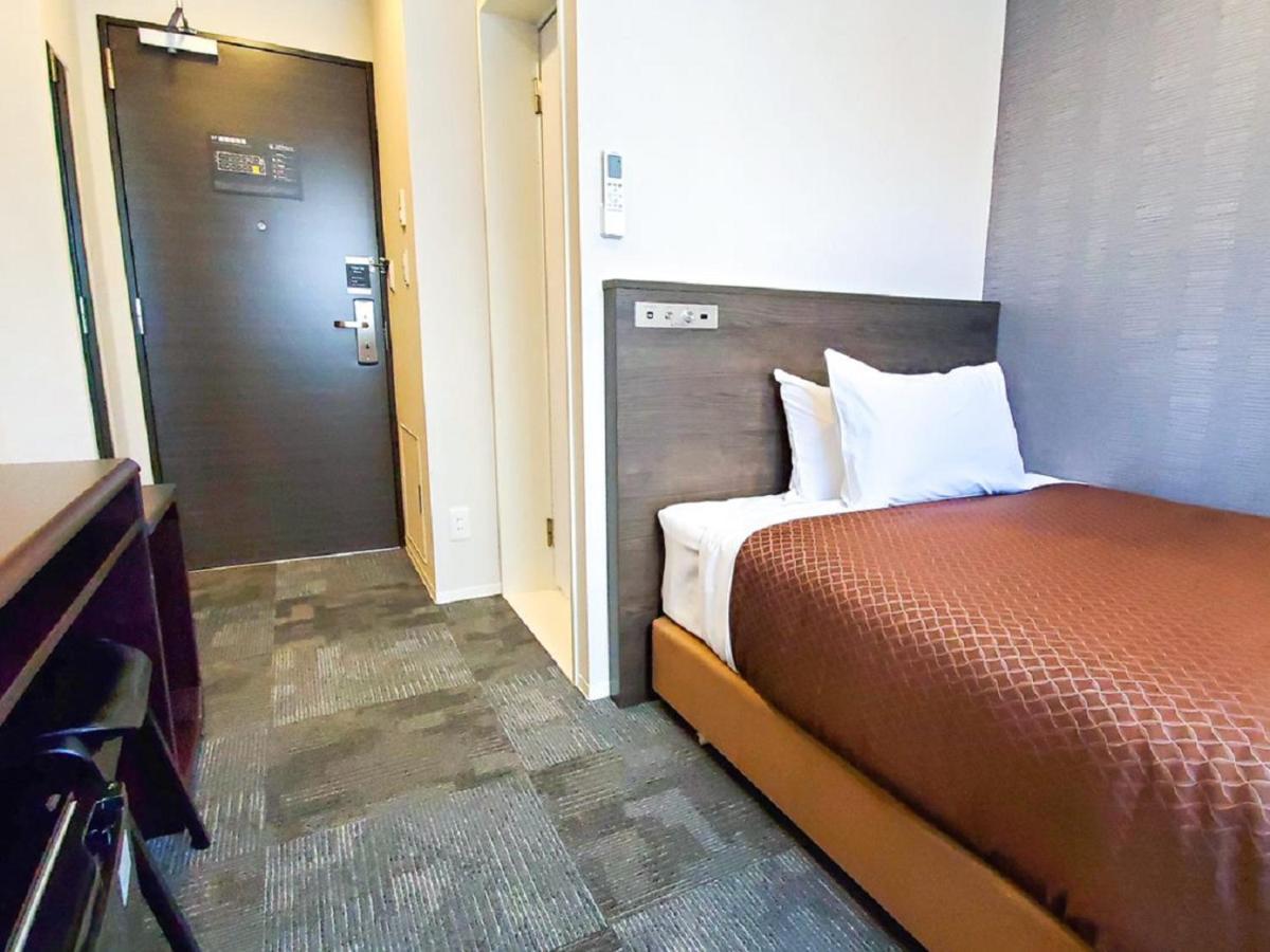 Hotel Livemax Tachikawa Ekimae Екстер'єр фото